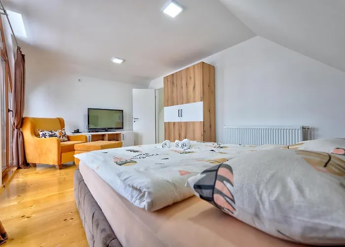 Casa de Férias Idila Zaovinskog Jezera *